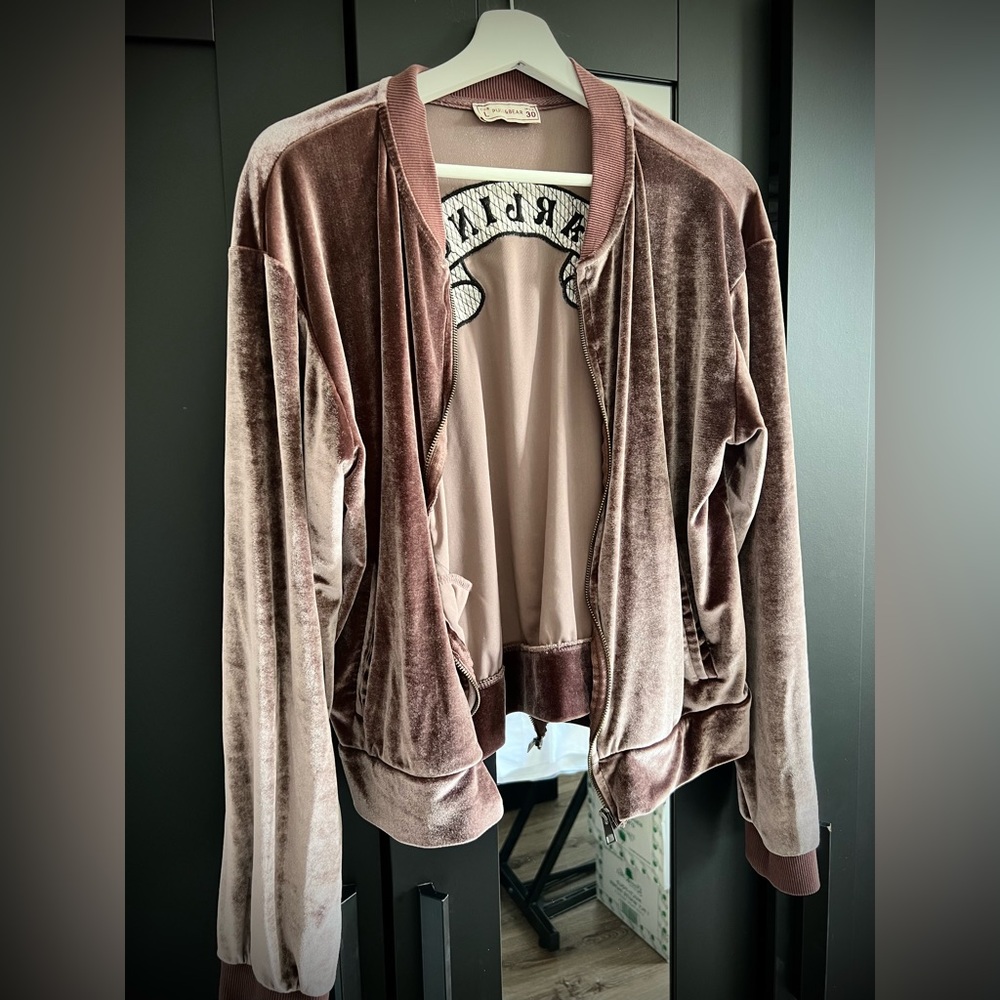 Pull&Bear Velvet Bomber Jacket, Color- Purple, Size- Large.